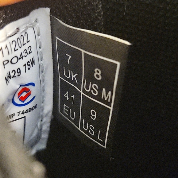 Dr. Martens Slip resistant Oxford Shoes - Picture 4 of 7